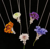 【生花を飾るネックレス】その日の気分で花を着替える ｜ オーダーメイド可