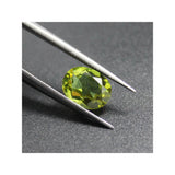 ペリドットオーバルカット限定入荷 輝く高発色グリーン 透明度抜群 宝石ルース約8×6mm 1粒